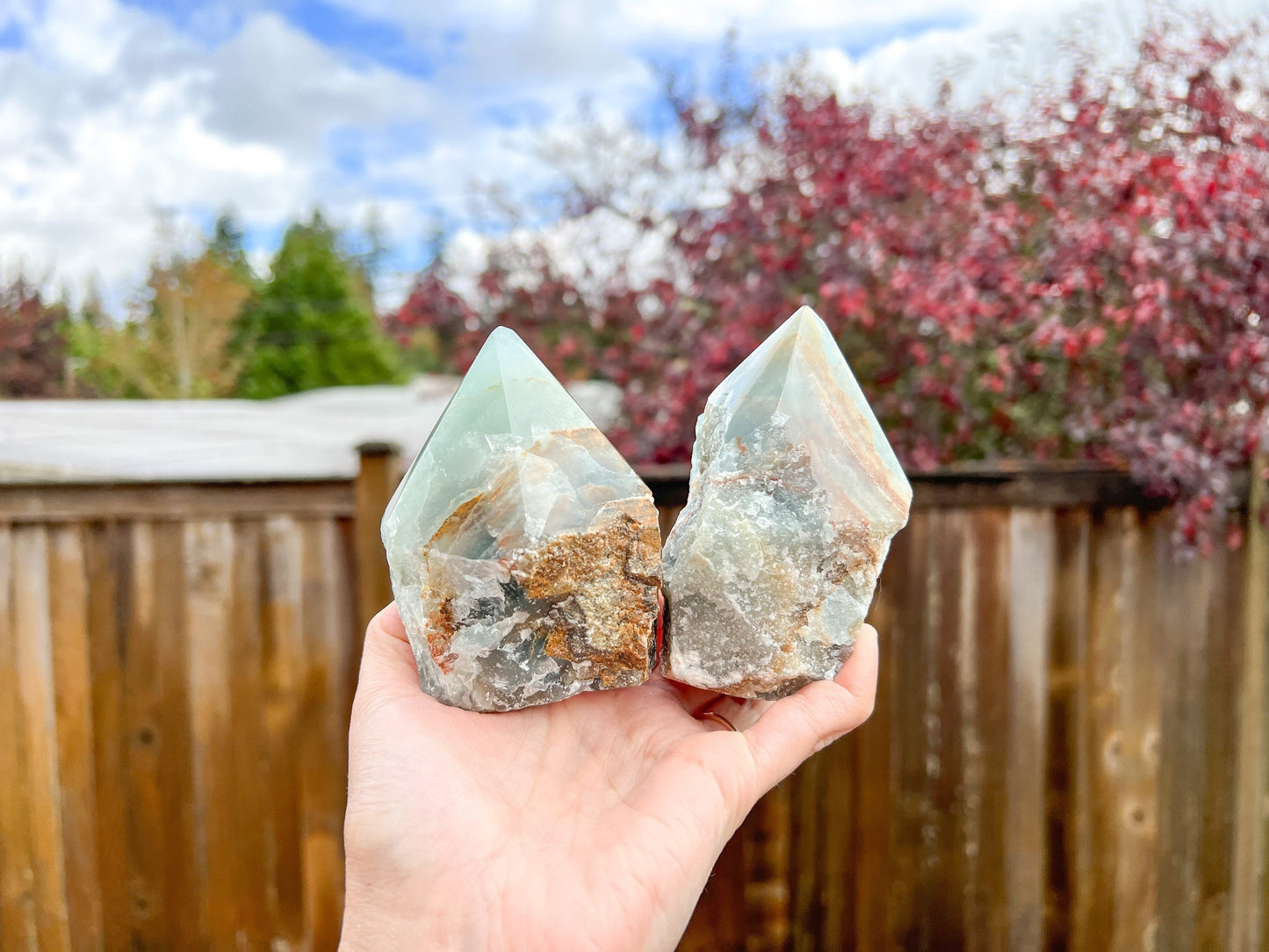 Blue Onyx Cut Base Point