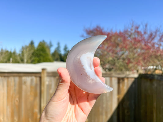 Druzy Agate Moon Carving