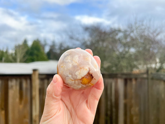 Flower Agate Palm Stone