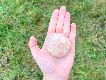 Flower Agate Palm Stone